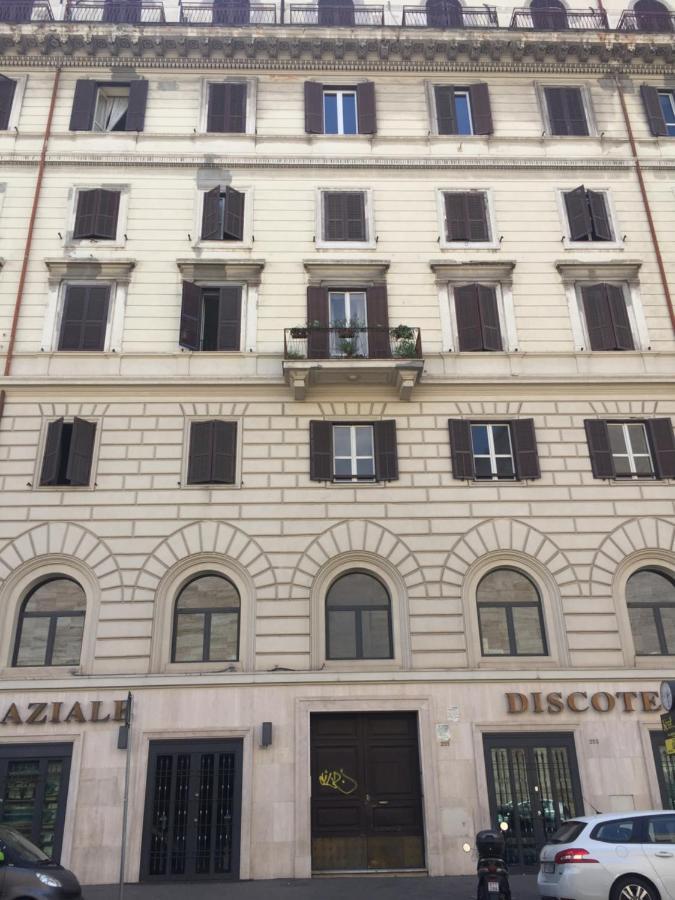 Appartamento Vicino Stazione Termini E Colosseo Rome Buitenkant foto